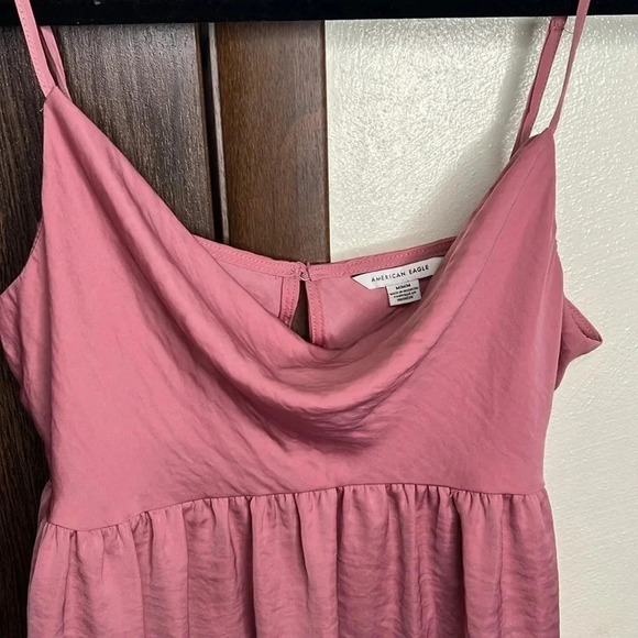 American Eagle Peplum Silky Cowlneck Flowy Tank Top Size M - Picture 2 of 5